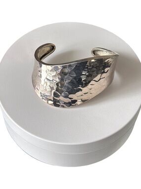 Taxco Mexican Hammered Sterling Silver Wave Cuff Bracelet